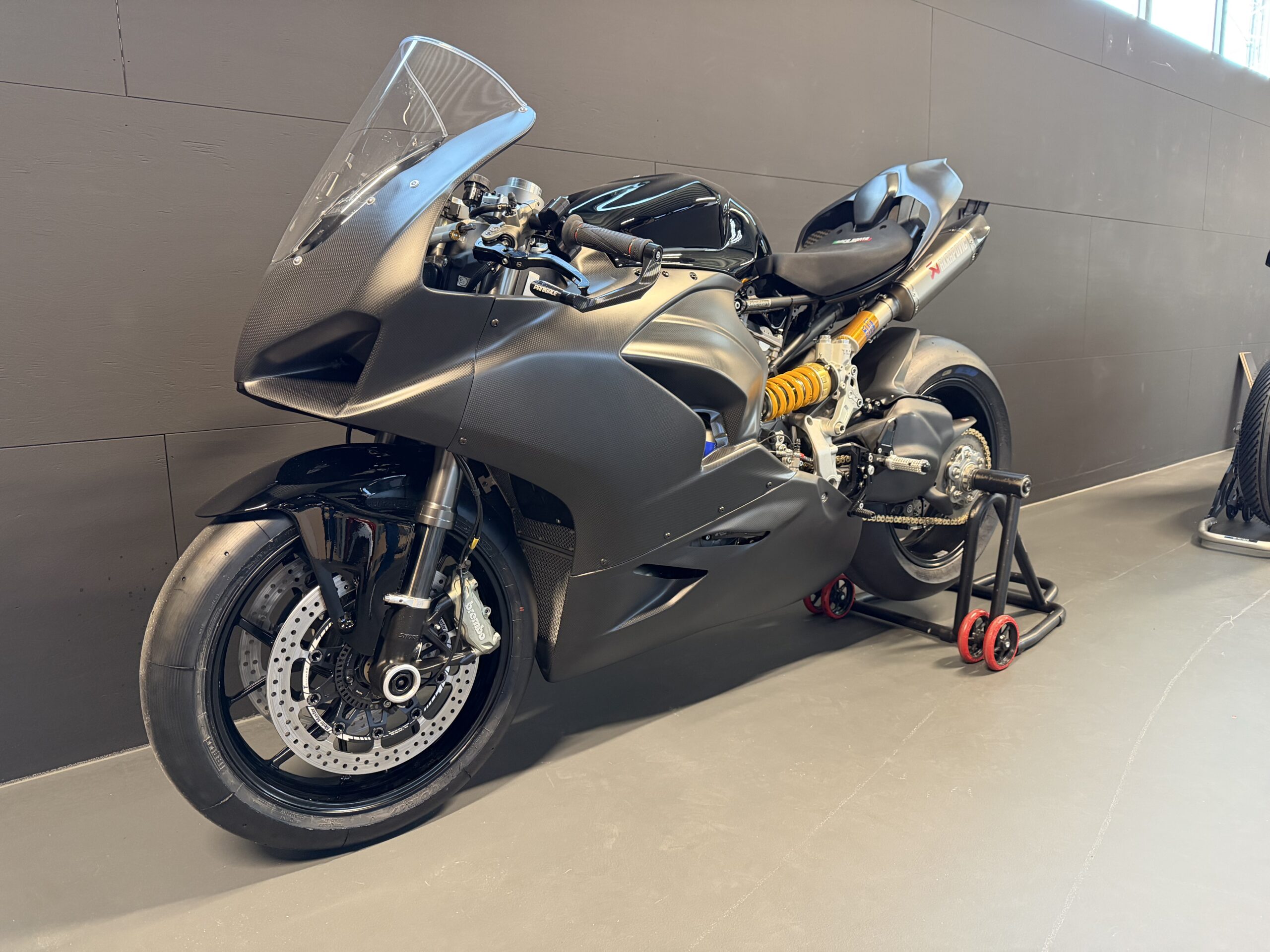 image00006 Ducati Panigale V2 World Supersport Edition - Image 1
